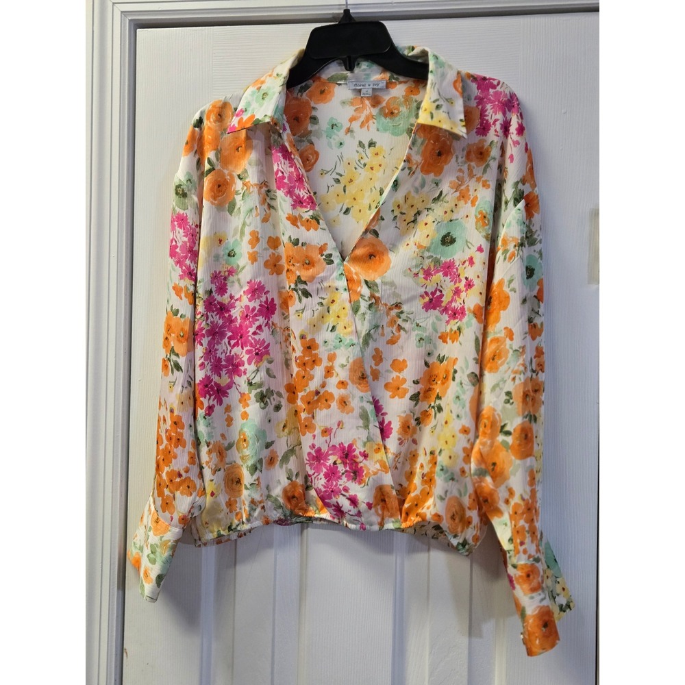 Floral & Ivy Multicolor Floral Surplice V-Neck Blouse Blouson M Resortwear